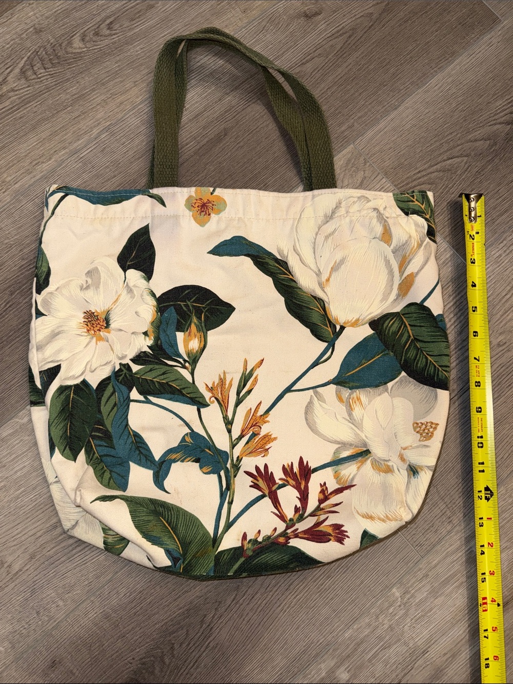 Colonial Williamsburg Floral Canvas Tote Bag in Cream and Green